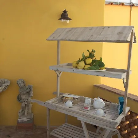 Alojamento de Acomodação e Pequeno-almoço La Terrazza Sul Mare