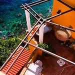 La Terrazza Sul Mare Nocleg ze śniadaniem 4*