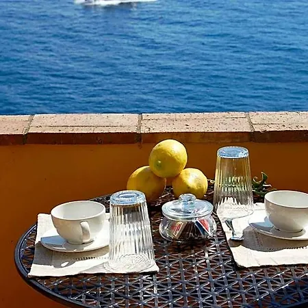 La Terrazza Sul Mare 4* קאפרי