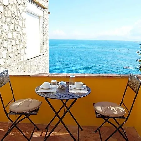 לינה וארוחת בוקר La Terrazza Sul Mare קאפרי