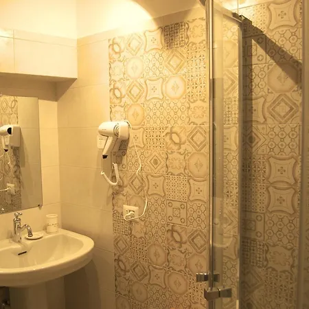 Bed and Breakfast La Terrazza Sul Mare 4*