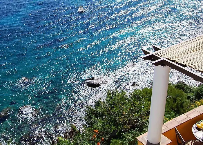 La Terrazza Sul Mare Bed and breakfast 4*