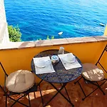La Terrazza Sul Mare Bed & Breakfast 4*